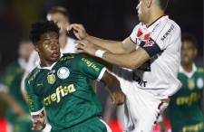 Palmeiras empata com Botafogo-SP e classifica às oitavas da Copa do Brasil